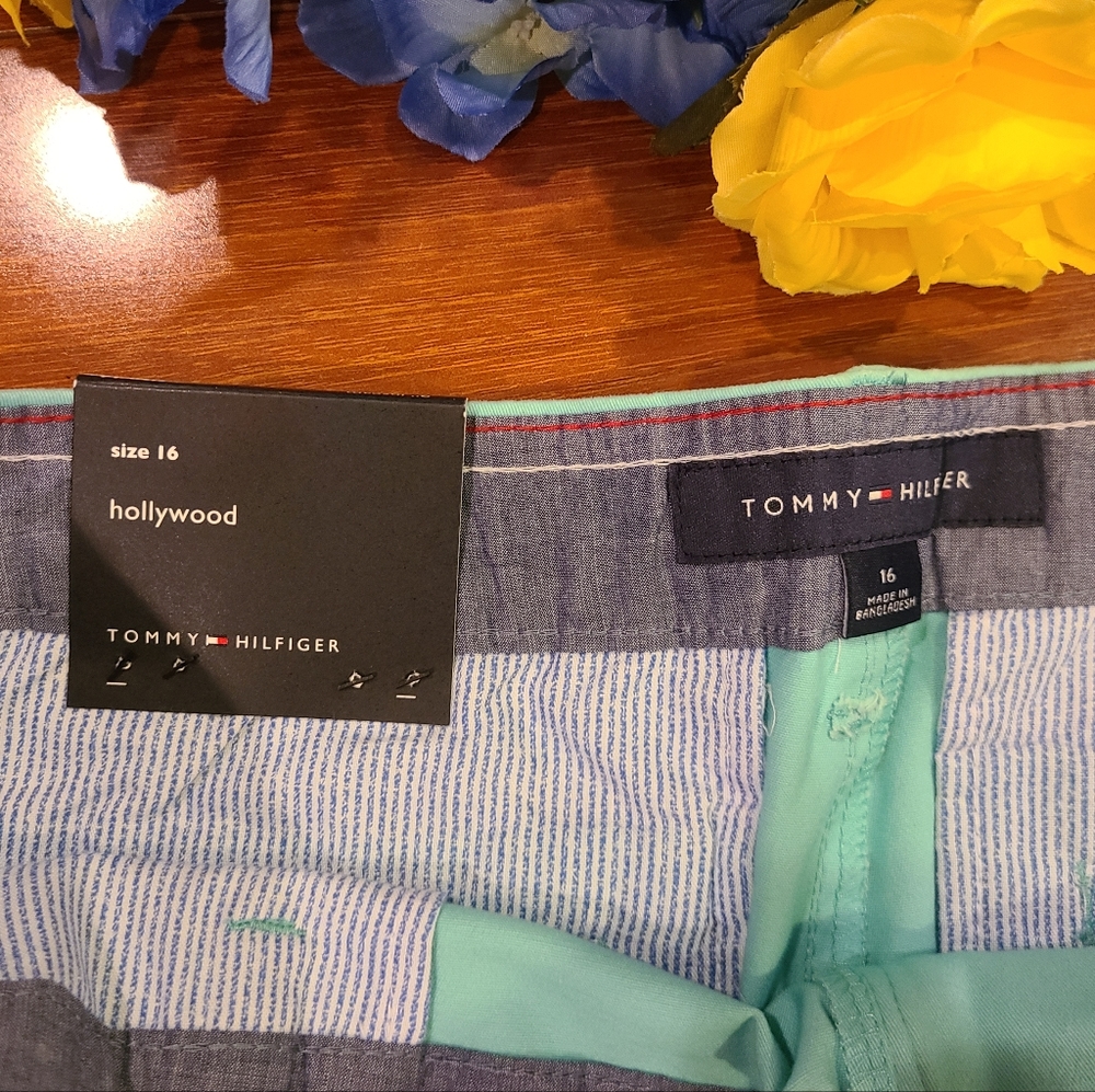 Tommy Hilfiger Mint Shorts Size 16 - Picture 4 of 7
